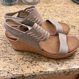 Skechers Taupe Wedge Sandals size 8